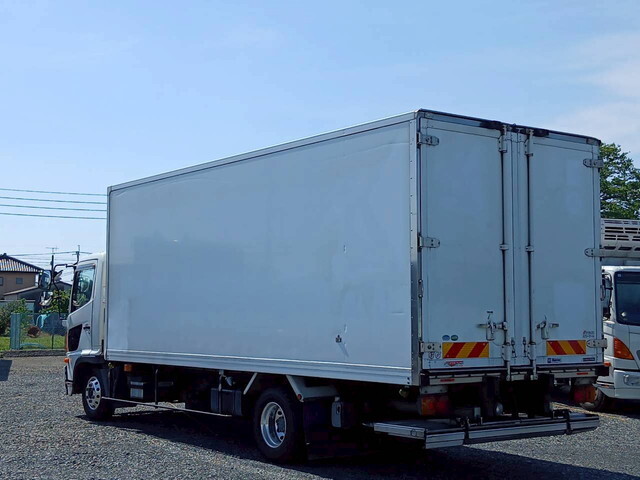 日野レンジャー冷凍車（冷蔵車）中型（4t）[写真02]