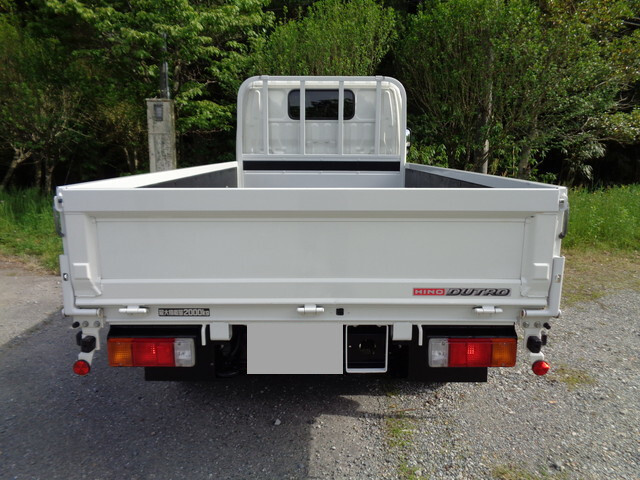 日野デュトロ平ボディ小型（2t・3t）[写真13]