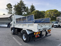 日野レンジャーダンプ中型（4t）[写真05]