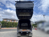 いすゞフォワードパッカー車（塵芥車）増トン（6t・8t）[写真14]