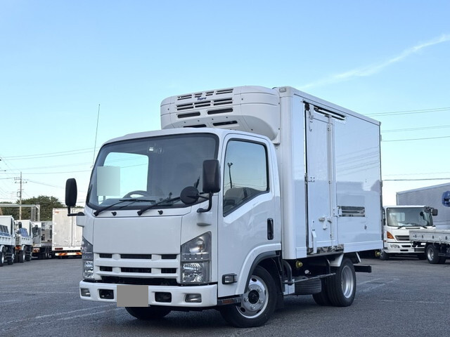 いすゞエルフ冷凍車（冷蔵車）小型（2t・3t）[写真01]