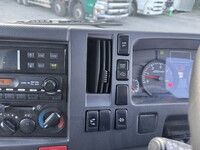 いすゞエルフ冷凍車（冷蔵車）小型（2t・3t）[写真29]