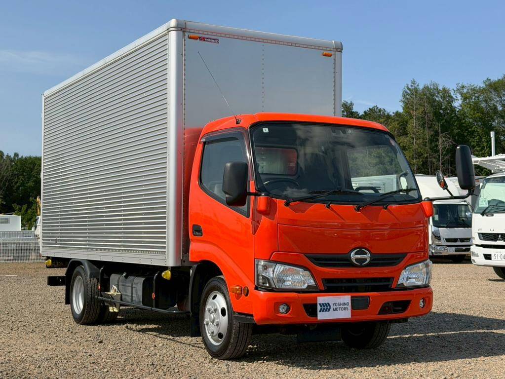 日野デュトロアルミバン小型（2t・3t）[写真02]