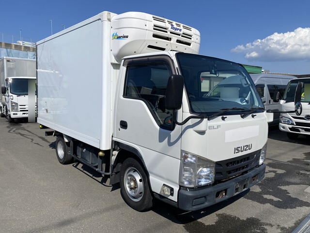 いすゞエルフ冷凍車（冷蔵車）小型（2t・3t）[写真01]