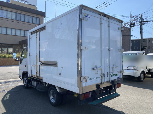いすゞエルフ冷凍車（冷蔵車）小型（2t・3t）[写真02]