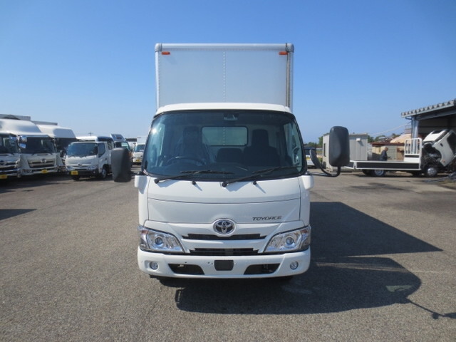 トヨタトヨエースアルミバン小型（2t・3t）[写真05]