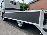 トヨタトヨエース平ボディ小型（2t・3t）[写真15]