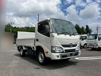トヨタトヨエース平ボディ小型（2t・3t）[写真01]