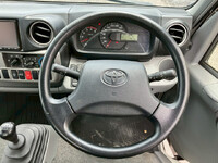 トヨタトヨエース平ボディ小型（2t・3t）[写真26]