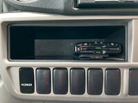 トヨタトヨエース平ボディ小型（2t・3t）[写真31]