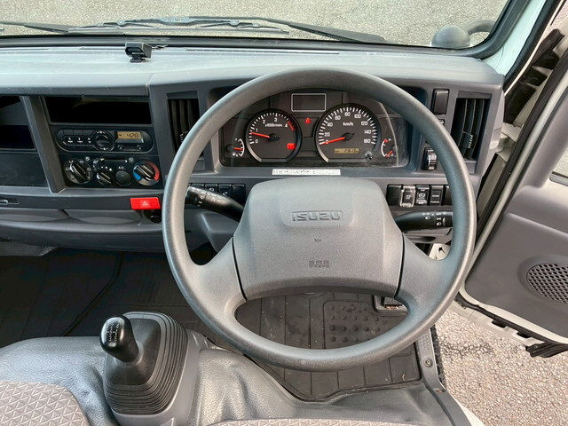 いすゞエルフ平ボディ小型（2t・3t）[写真23]