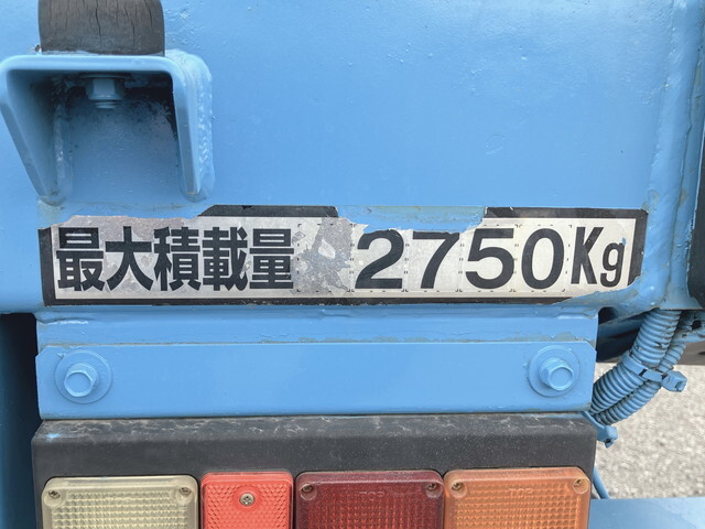 いすゞエルフパッカー車（塵芥車）小型（2t・3t）[写真18]