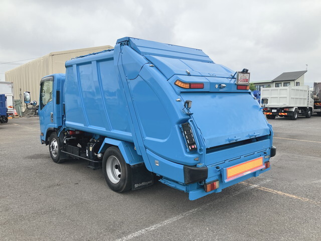 いすゞエルフパッカー車（塵芥車）小型（2t・3t）[写真04]