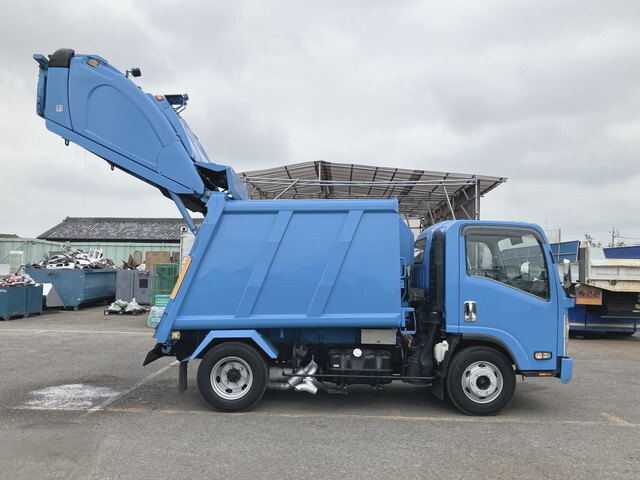 いすゞエルフパッカー車（塵芥車）小型（2t・3t）[写真06]