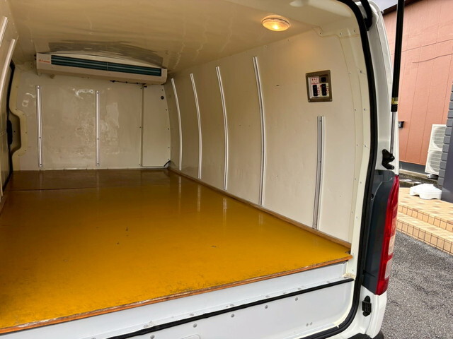 トヨタハイエース冷凍車（冷蔵車）小型（2t・3t）[写真14]