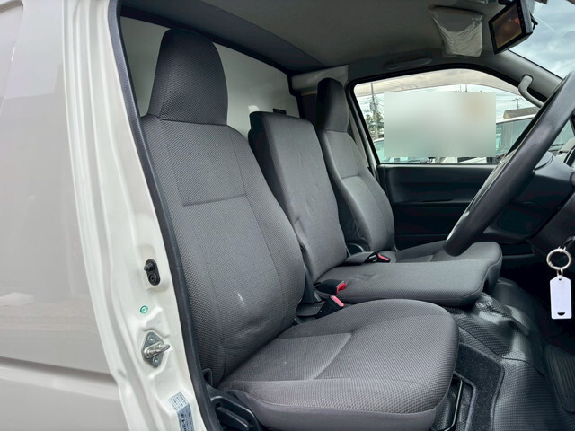 トヨタハイエース冷凍車（冷蔵車）小型（2t・3t）[写真34]
