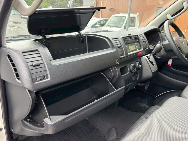 トヨタハイエース冷凍車（冷蔵車）小型（2t・3t）[写真39]