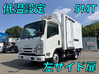 いすゞエルフ冷凍車（冷蔵車）小型（2t・3t）[写真01]