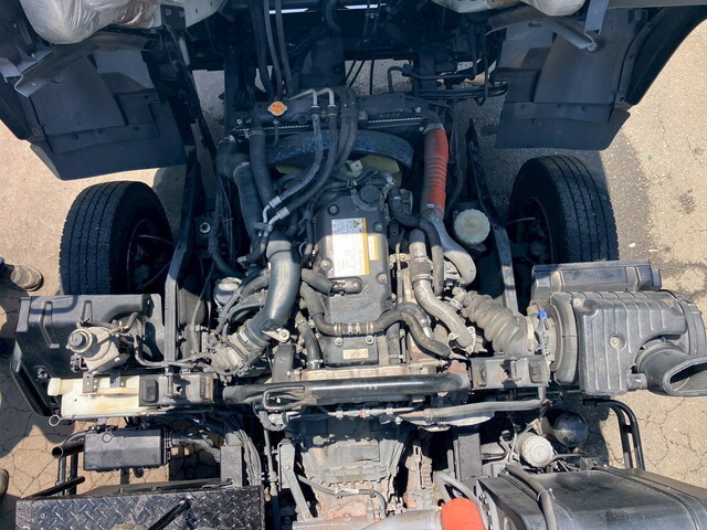 いすゞフォワードパッカー車（塵芥車）中型（4t）[写真28]