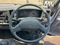 いすゞフォワードパッカー車（塵芥車）中型（4t）[写真35]