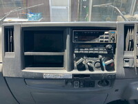 いすゞフォワードパッカー車（塵芥車）中型（4t）[写真37]