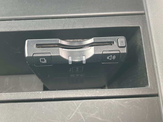 いすゞエルフ平ボディ小型（2t・3t）[写真27]