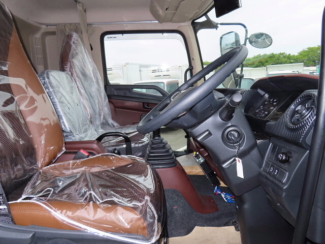 日野レンジャーダンプ増トン（6t・8t）[写真18]