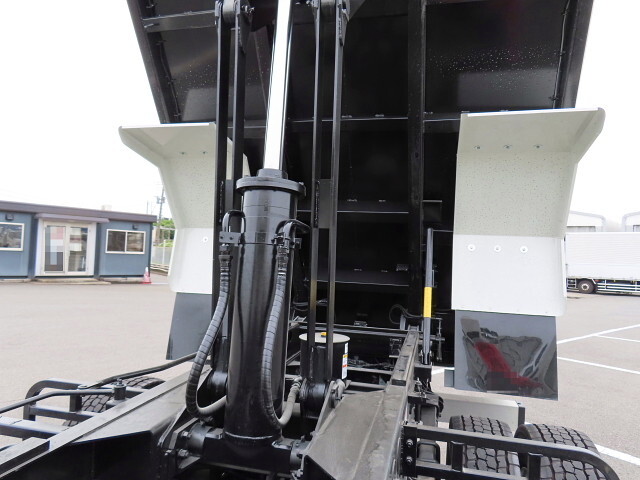 日野レンジャーダンプ増トン（6t・8t）[写真26]