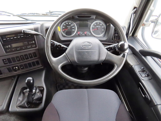 日野プロフィアトレーラーヘッド（トラクターヘッド）大型（10t）[写真19]