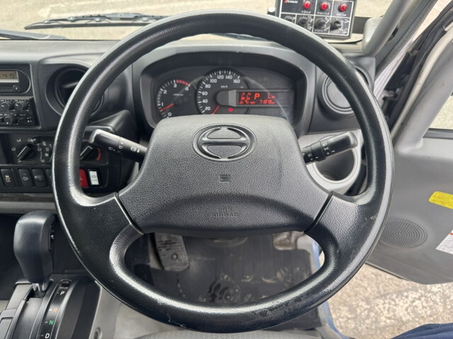 日野デュトロパッカー車（塵芥車）小型（2t・3t）[写真30]