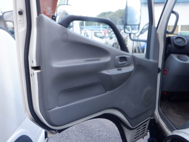 トヨタトヨエースダンプ小型（2t・3t）[写真36]