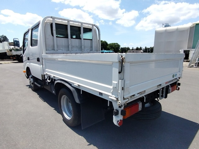 日野デュトロダブルキャブ（Wキャブ）小型（2t・3t）[写真02]