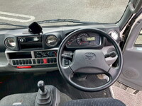 トヨタトヨエース平ボディ小型（2t・3t）[写真21]