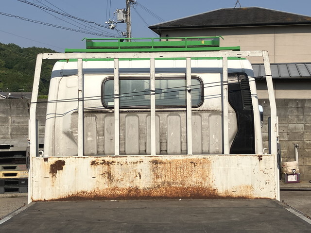 三菱ふそうキャンターアルミブロック小型（2t・3t）[写真12]
