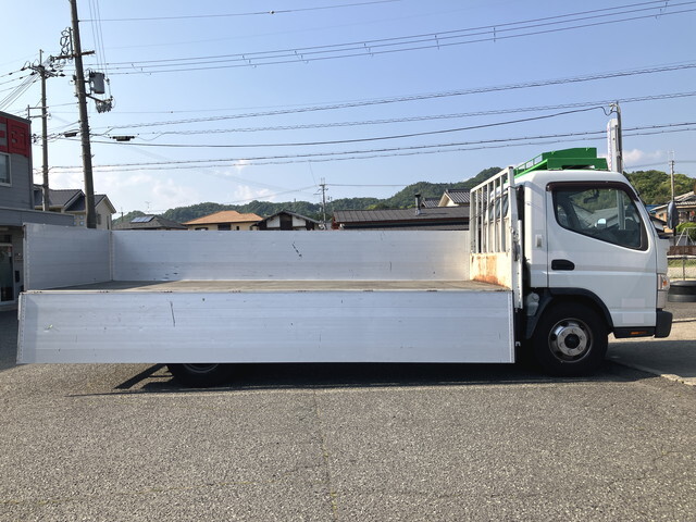 三菱ふそうキャンターアルミブロック小型（2t・3t）[写真07]