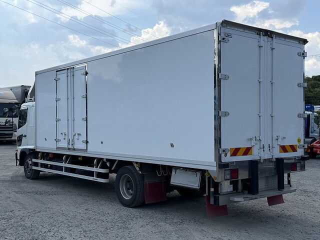 日野レンジャー冷凍車（冷蔵車）増トン（6t・8t）[写真02]