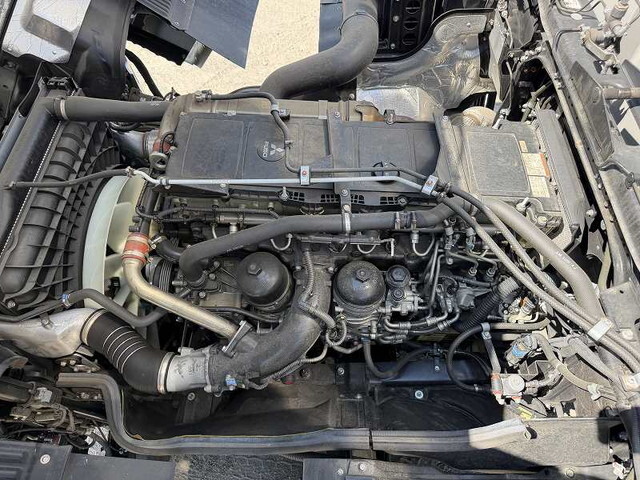 三菱ふそうスーパーグレートアルミウイング大型（10t）[写真15]