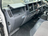 いすゞエルフ平ボディ小型（2t・3t）[写真40]