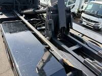 日野プロフィアコンテナ専用車大型（10t）[写真12]
