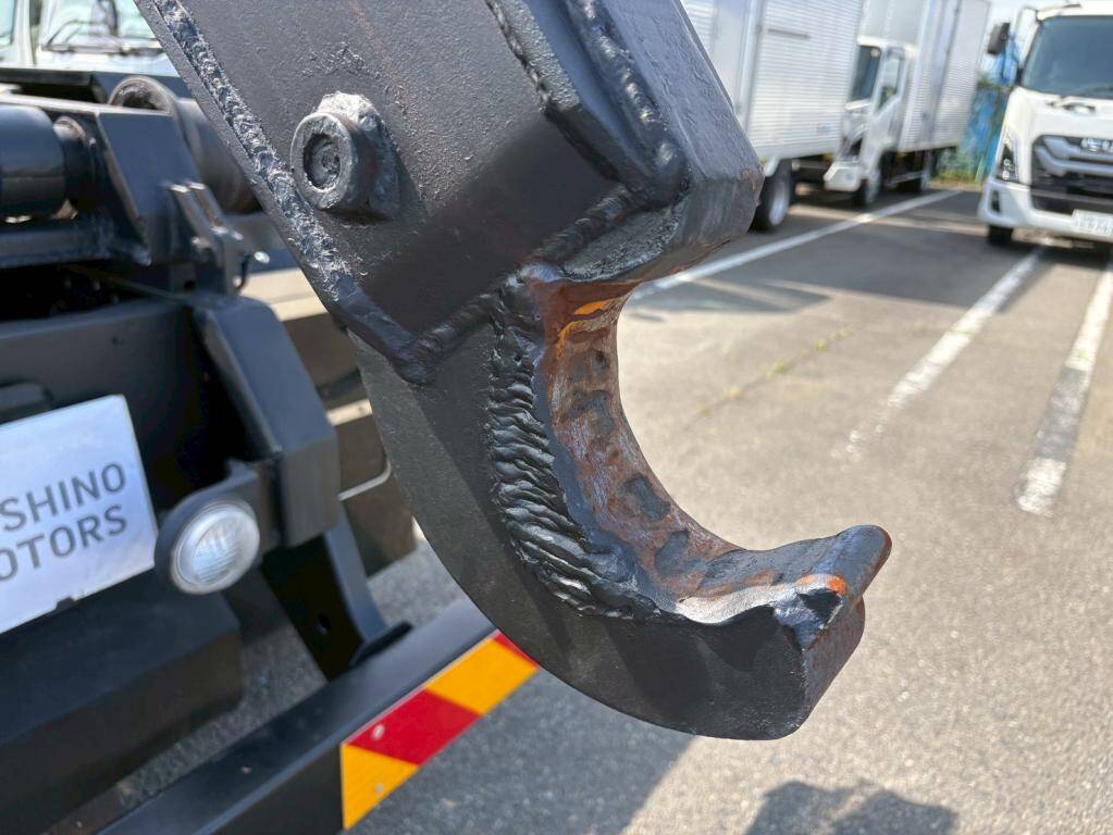 日野プロフィアコンテナ専用車大型（10t）[写真13]