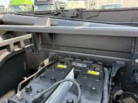 日野プロフィアコンテナ専用車大型（10t）[写真16]
