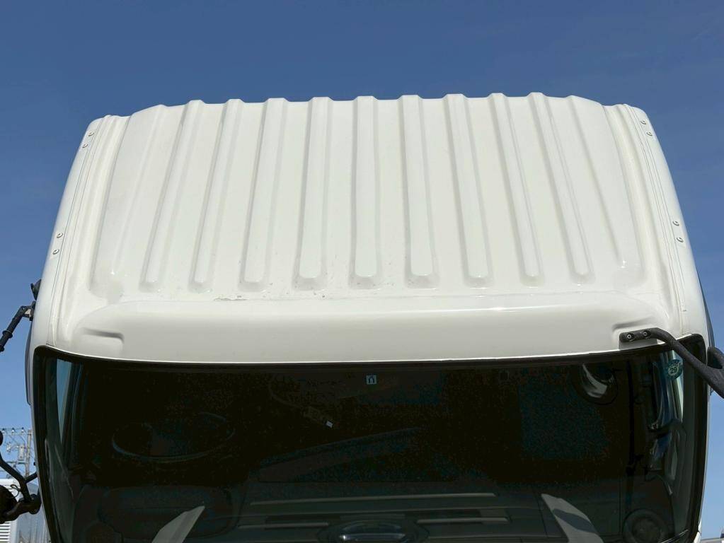 日野プロフィアコンテナ専用車大型（10t）[写真19]