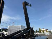 日野プロフィアコンテナ専用車大型（10t）[写真09]