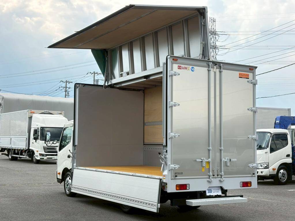 日野デュトロアルミウイング小型（2t・3t）[写真13]