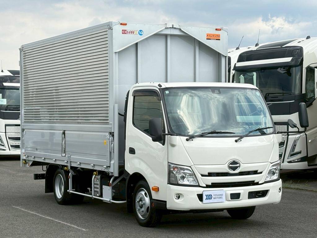 日野デュトロアルミウイング小型（2t・3t）[写真02]