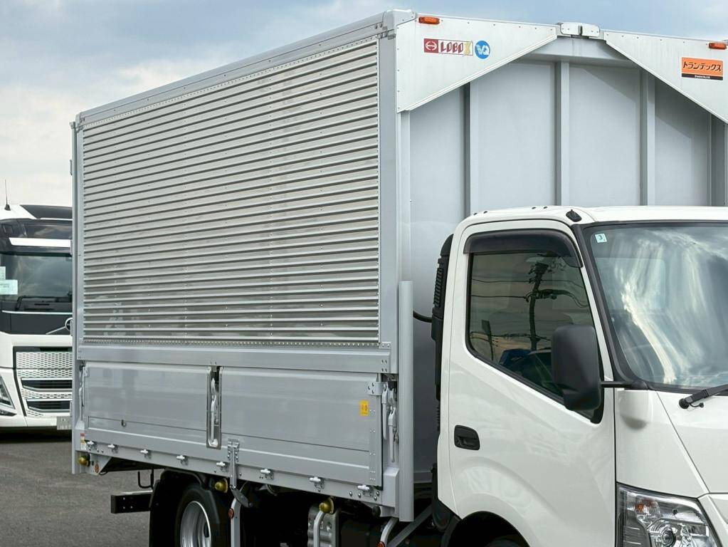 日野デュトロアルミウイング小型（2t・3t）[写真05]