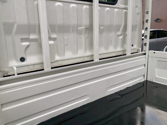 トヨタトヨエース平ボディ小型（2t・3t）[写真12]