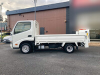 トヨタトヨエース平ボディ小型（2t・3t）[写真07]