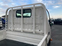 トヨタトヨエース平ボディ小型（2t・3t）[写真08]
