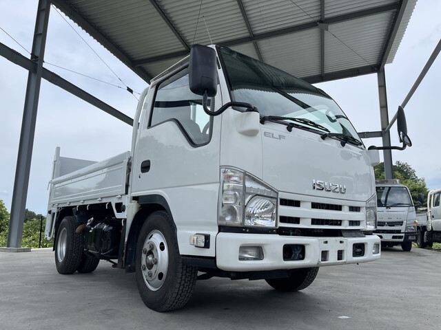 いすゞエルフ平ボディ小型（2t・3t）[写真01]